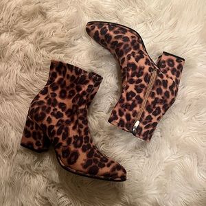 NEW Marc Fisher Leopard Boots